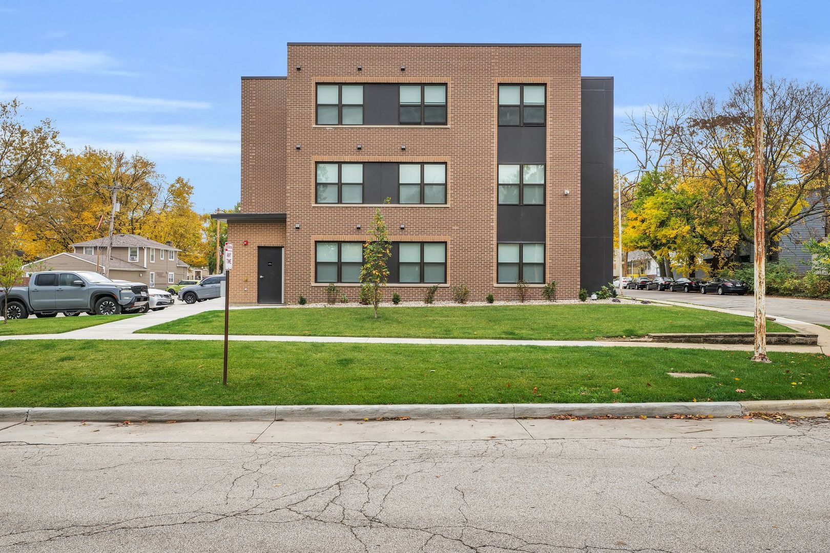 507 W Springfield Ave – photo 4