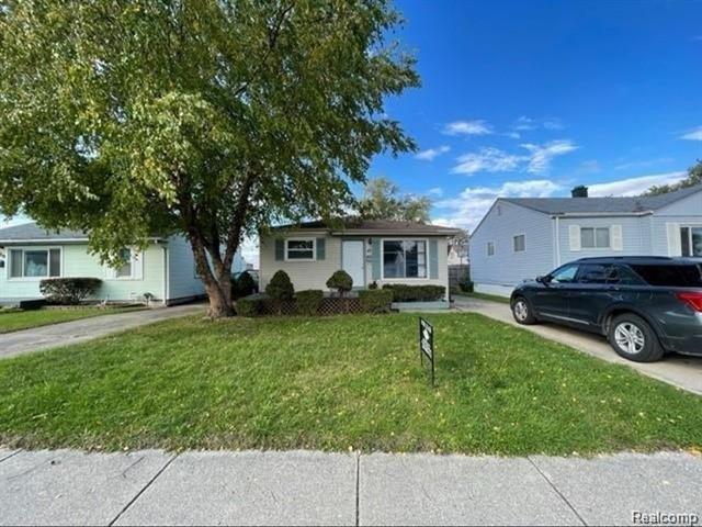 47 E Barrett Ave – photo 1