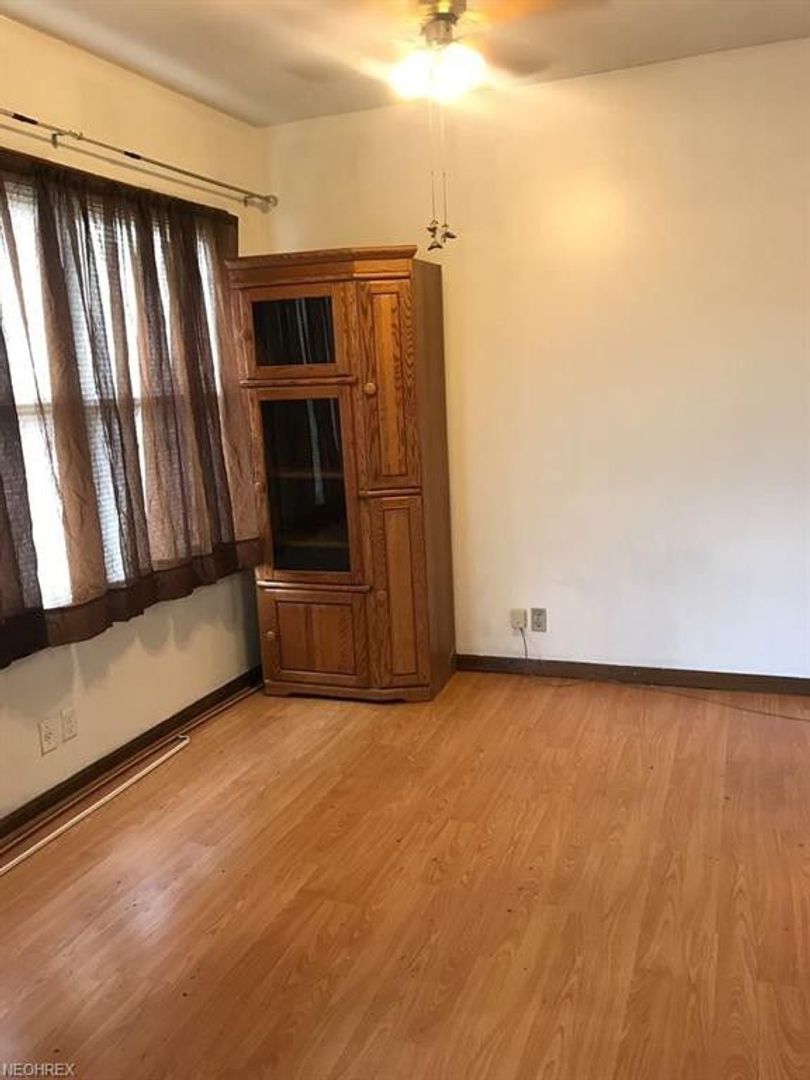 1724 Harmont Ave NE – photo 1