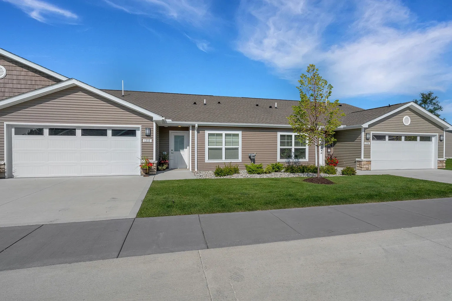 Redwood Rochester Hills – photo 4