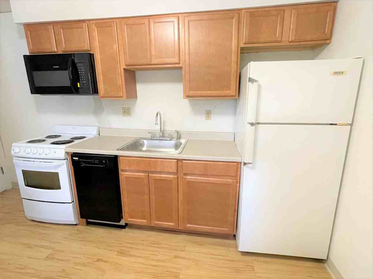 2419 Beechwood Blvd unit B – photo 5