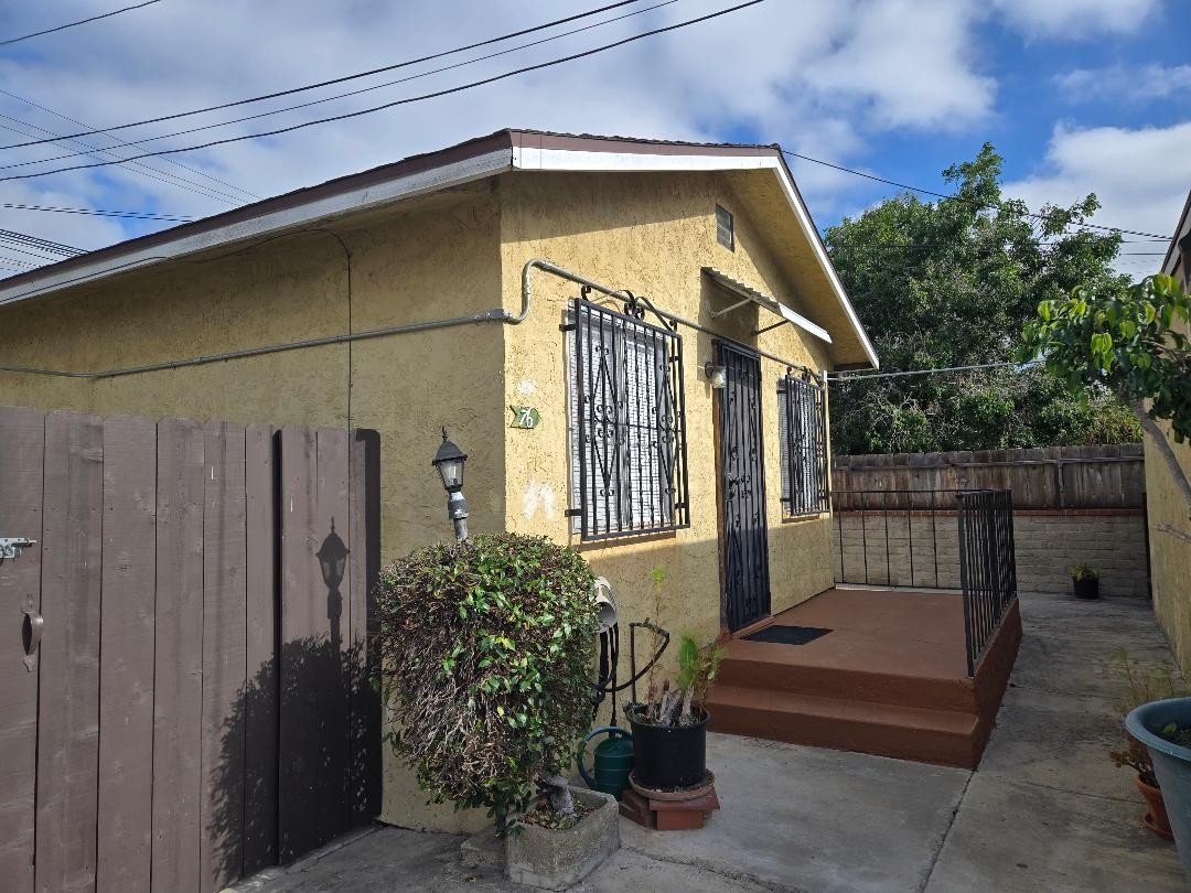 3576 Grim Ave – photo 1