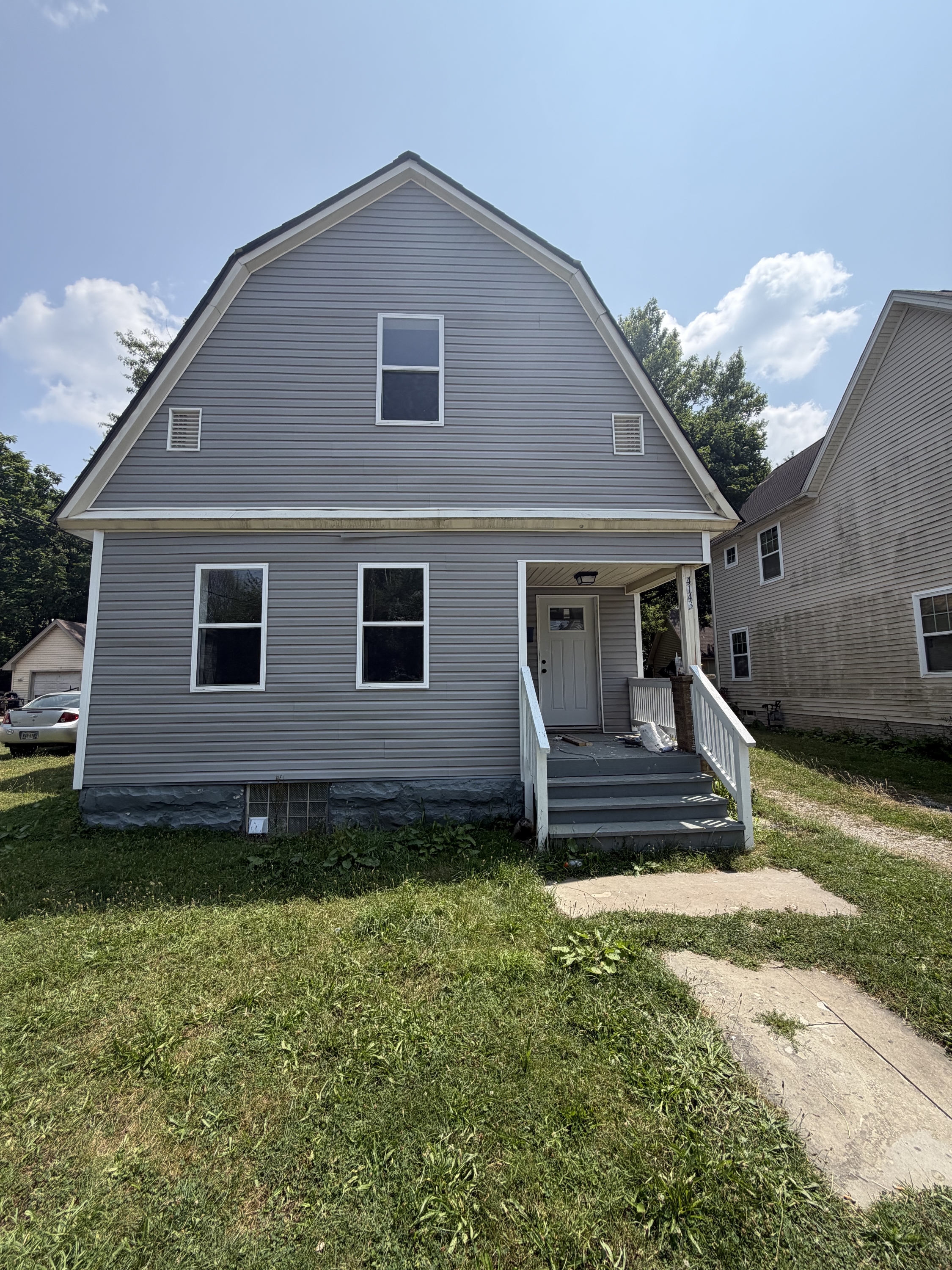 4143 E 111th St – photo 1