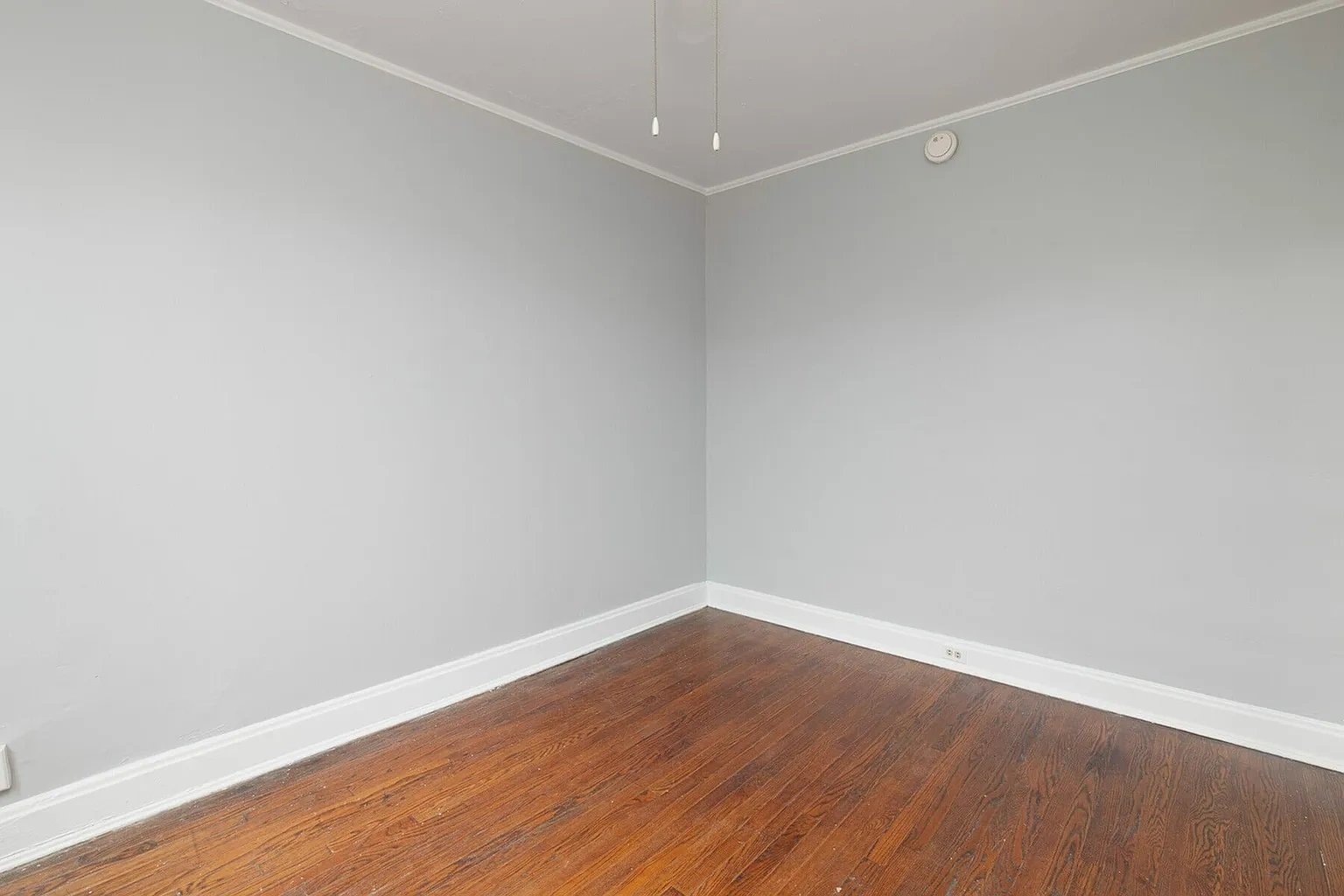 2805 Digby Ave – photo 1