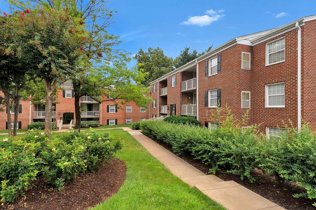 Lerner Springfield Square – photo 3