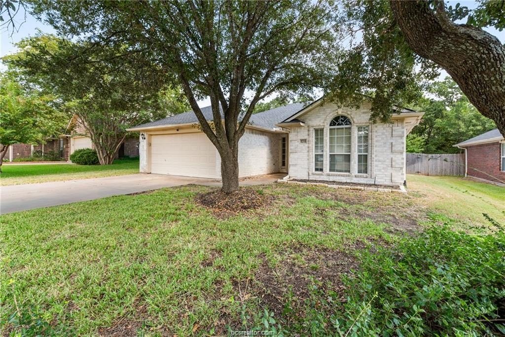 1711 Beaver Pond Ct – photo 3