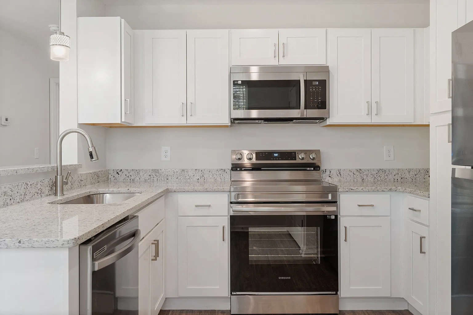 Harmony Apartments at Columbus – photo 4