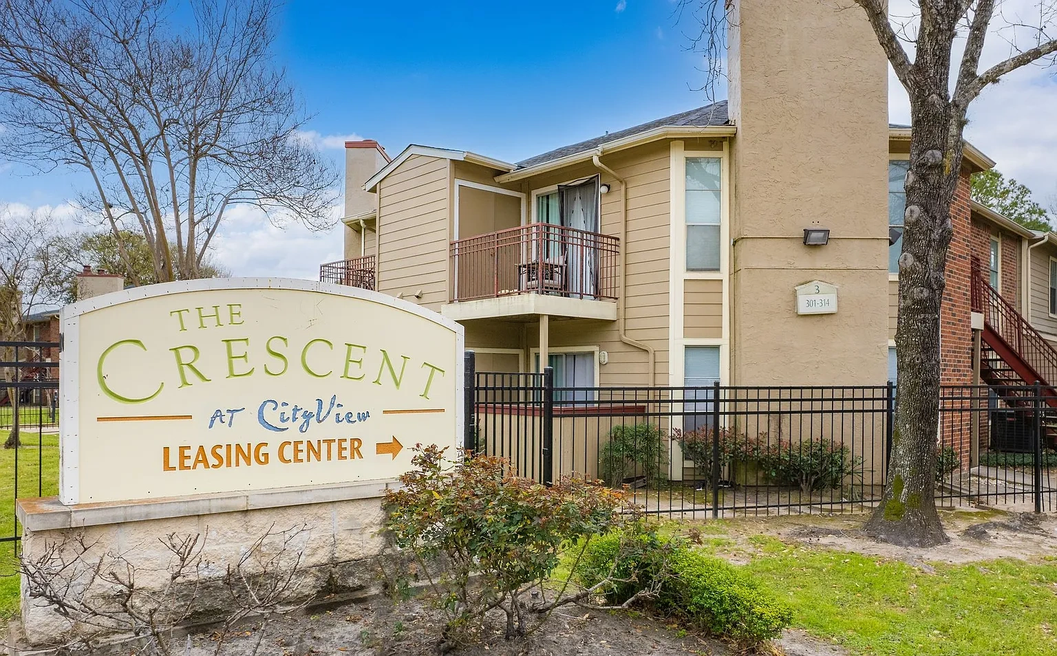 Crescent at Cityview – photo 3