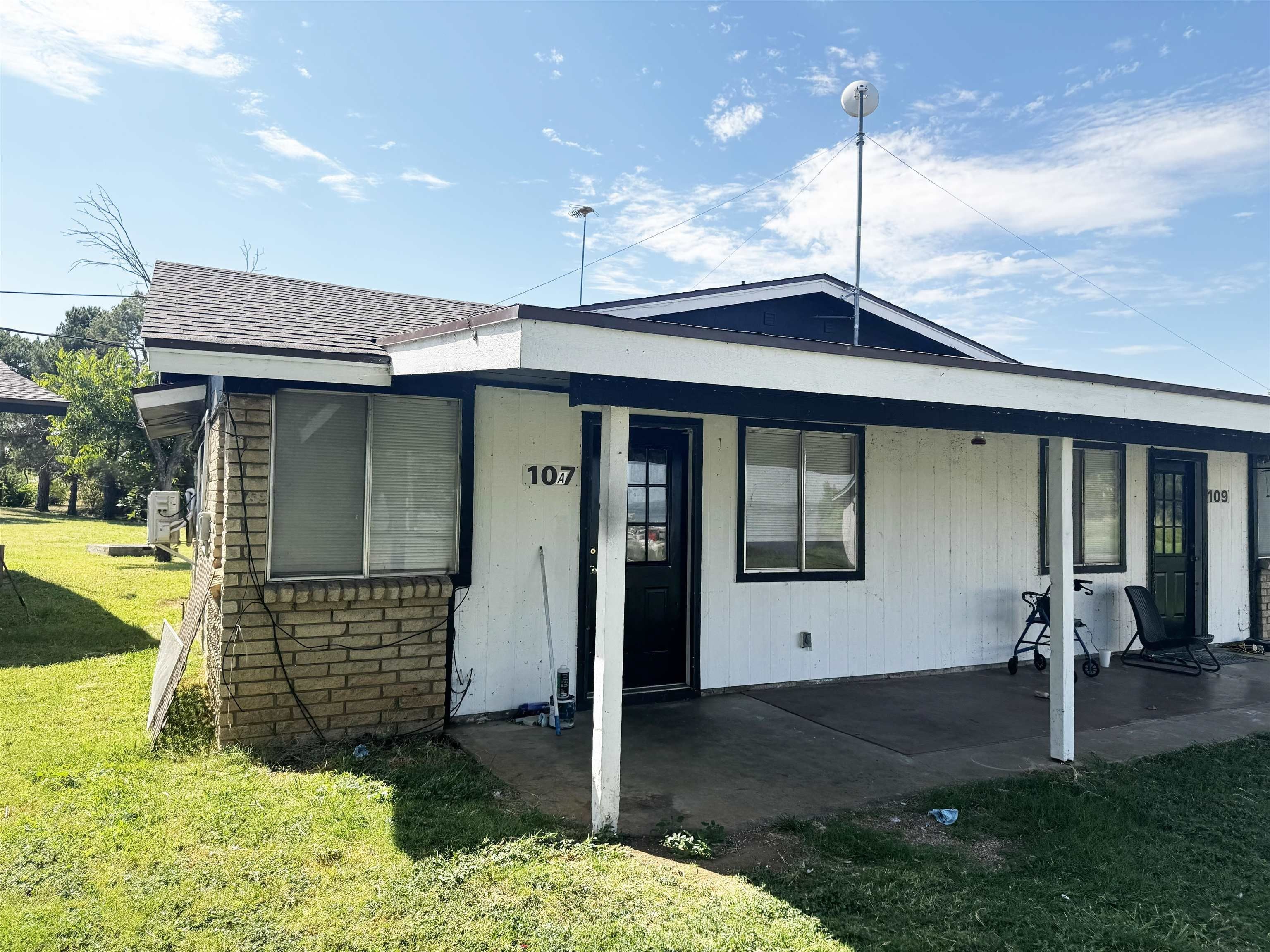 107 Logan Dr – photo 1