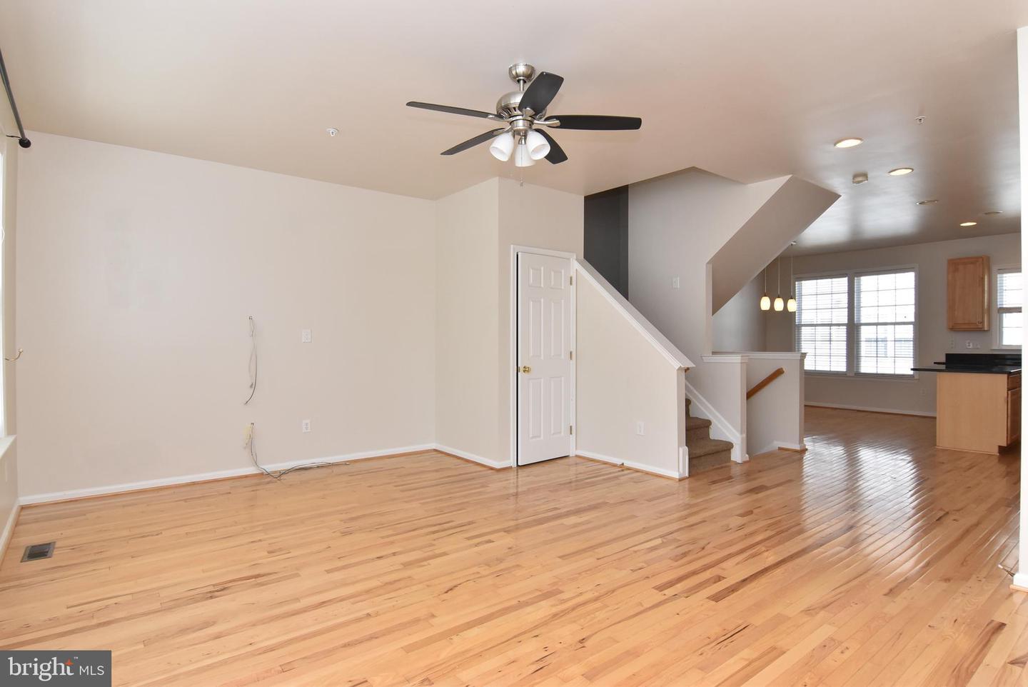 26767 Chatham Ln unit B19-5 – photo 3