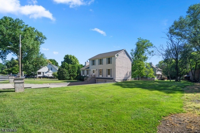 32 Montville Ave – photo 3