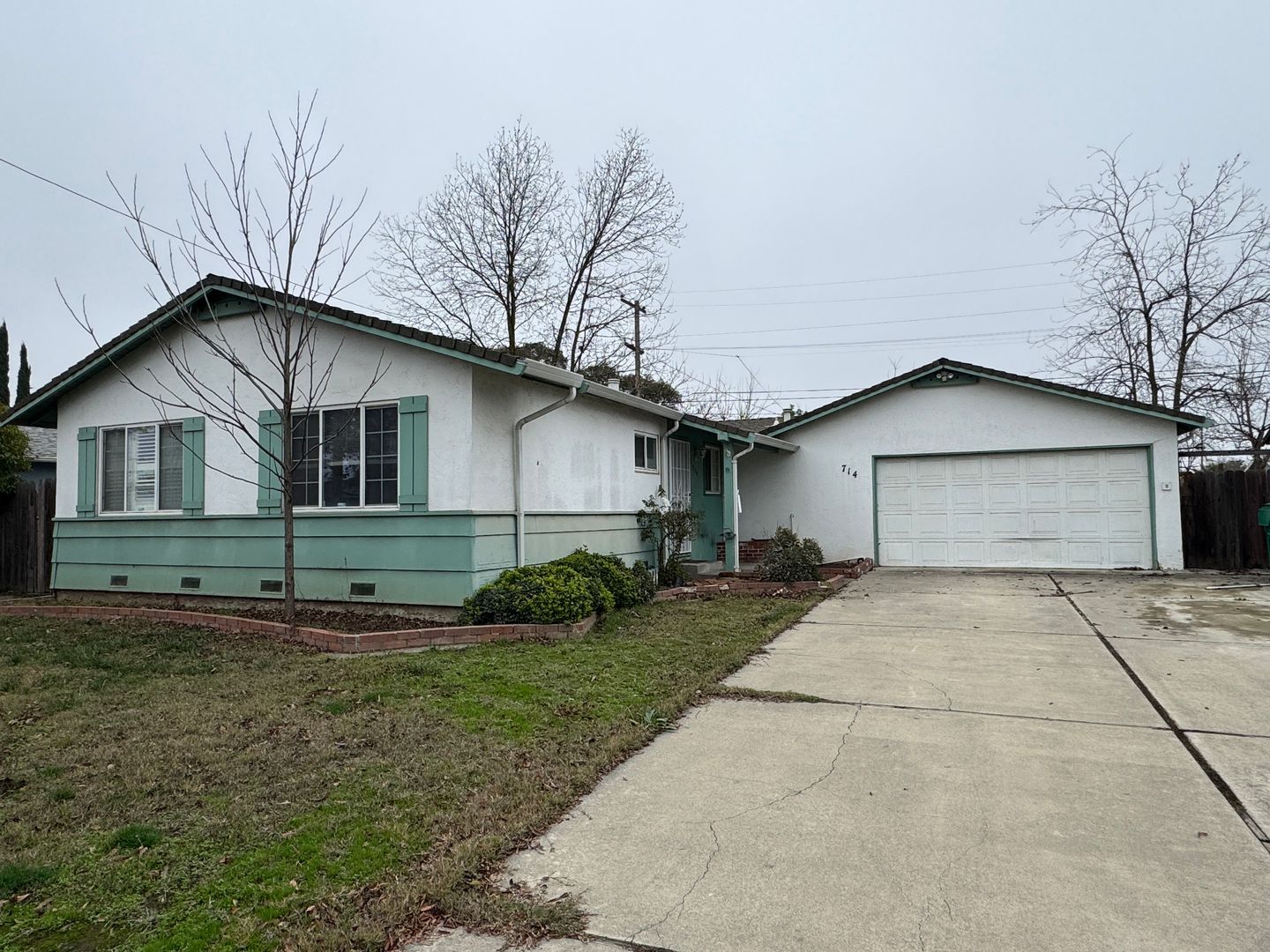 714 E Longview Ave – photo 1