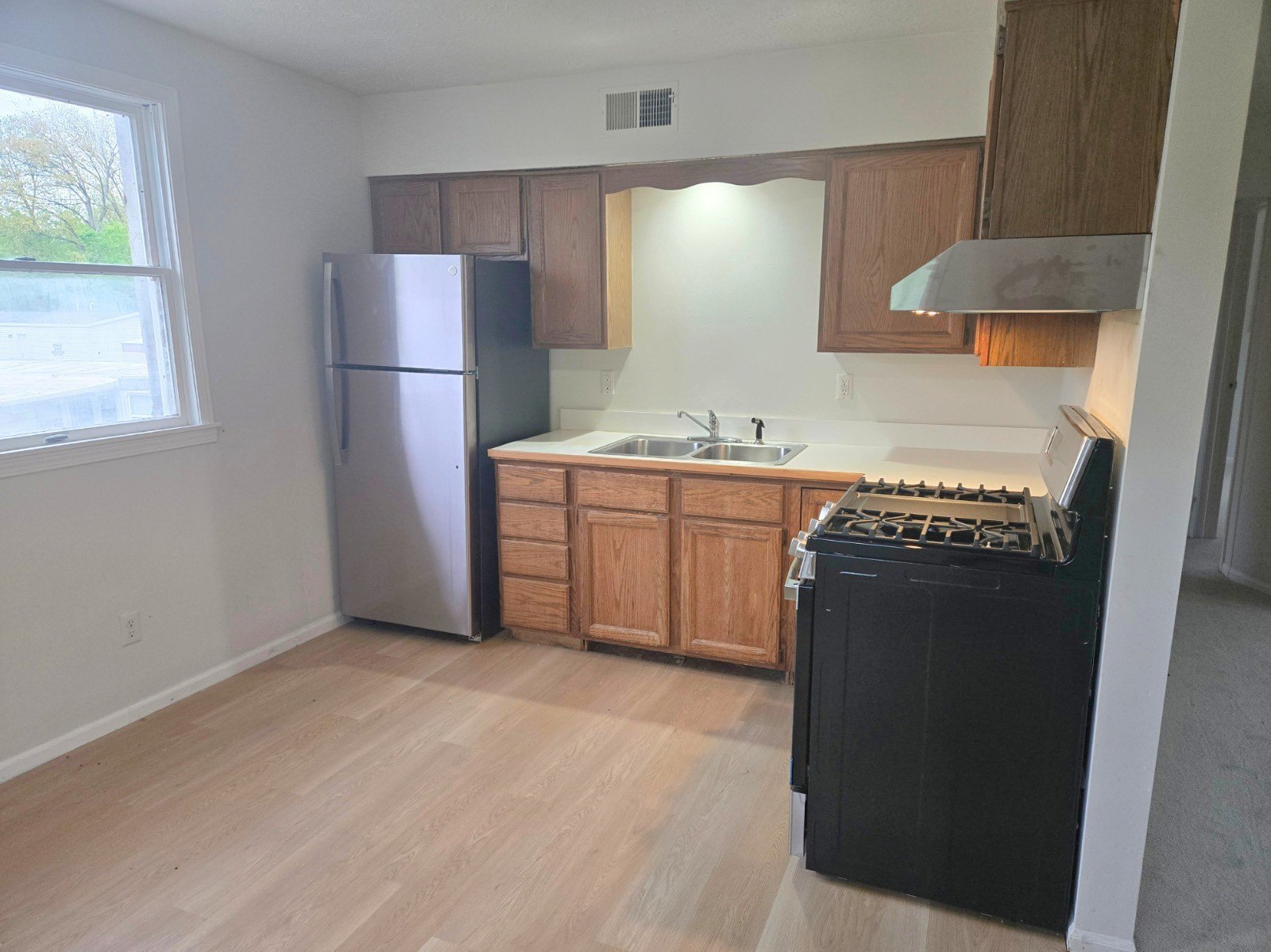 2121 Panhandle Rd #B – photo 2