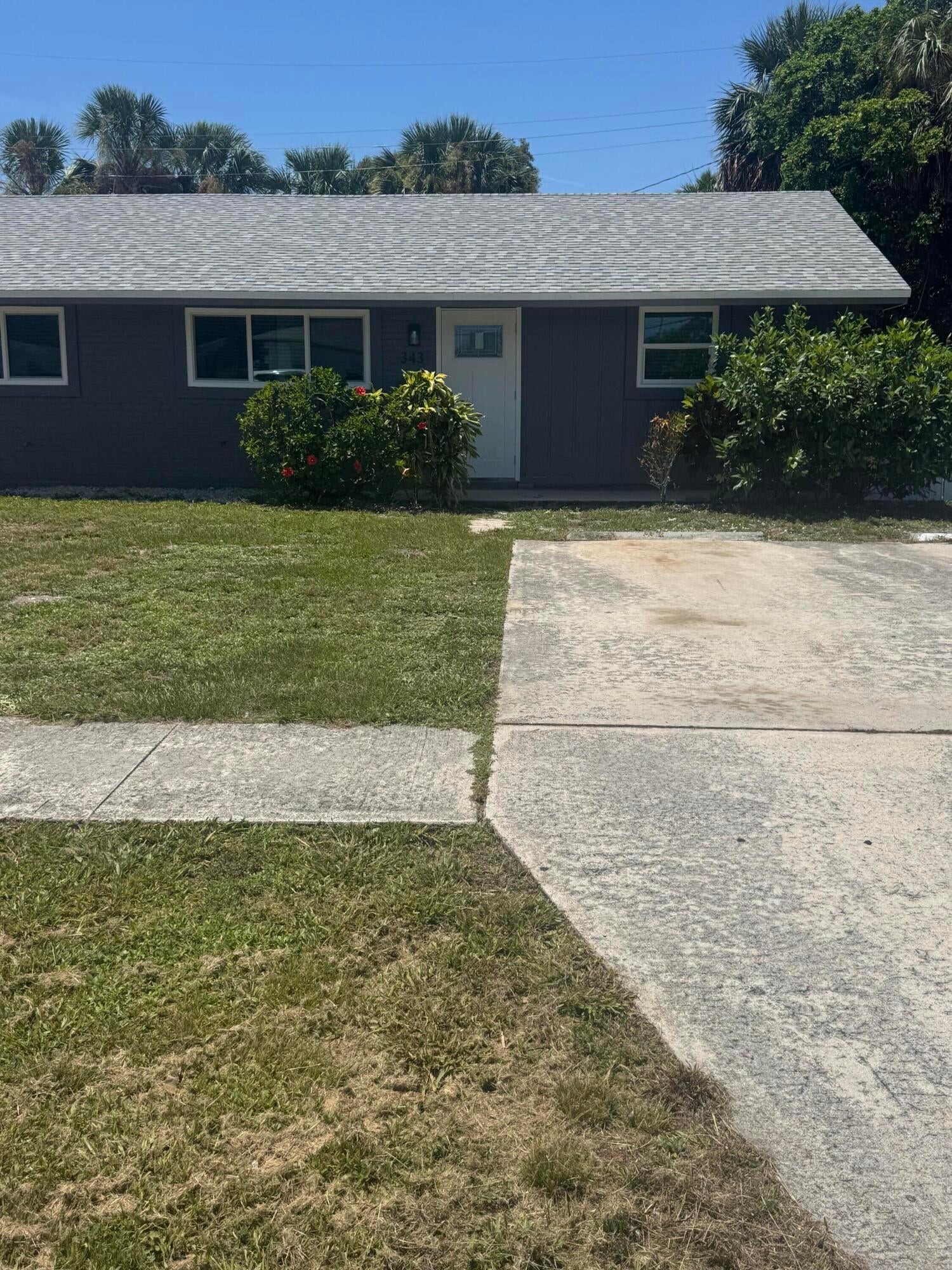 341 Silver Beach Rd unit 343 – photo 1