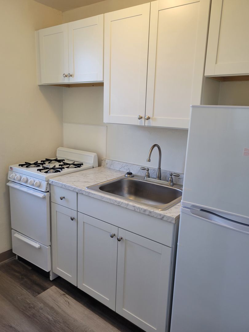 3304 Brownsville Rd – photo 1