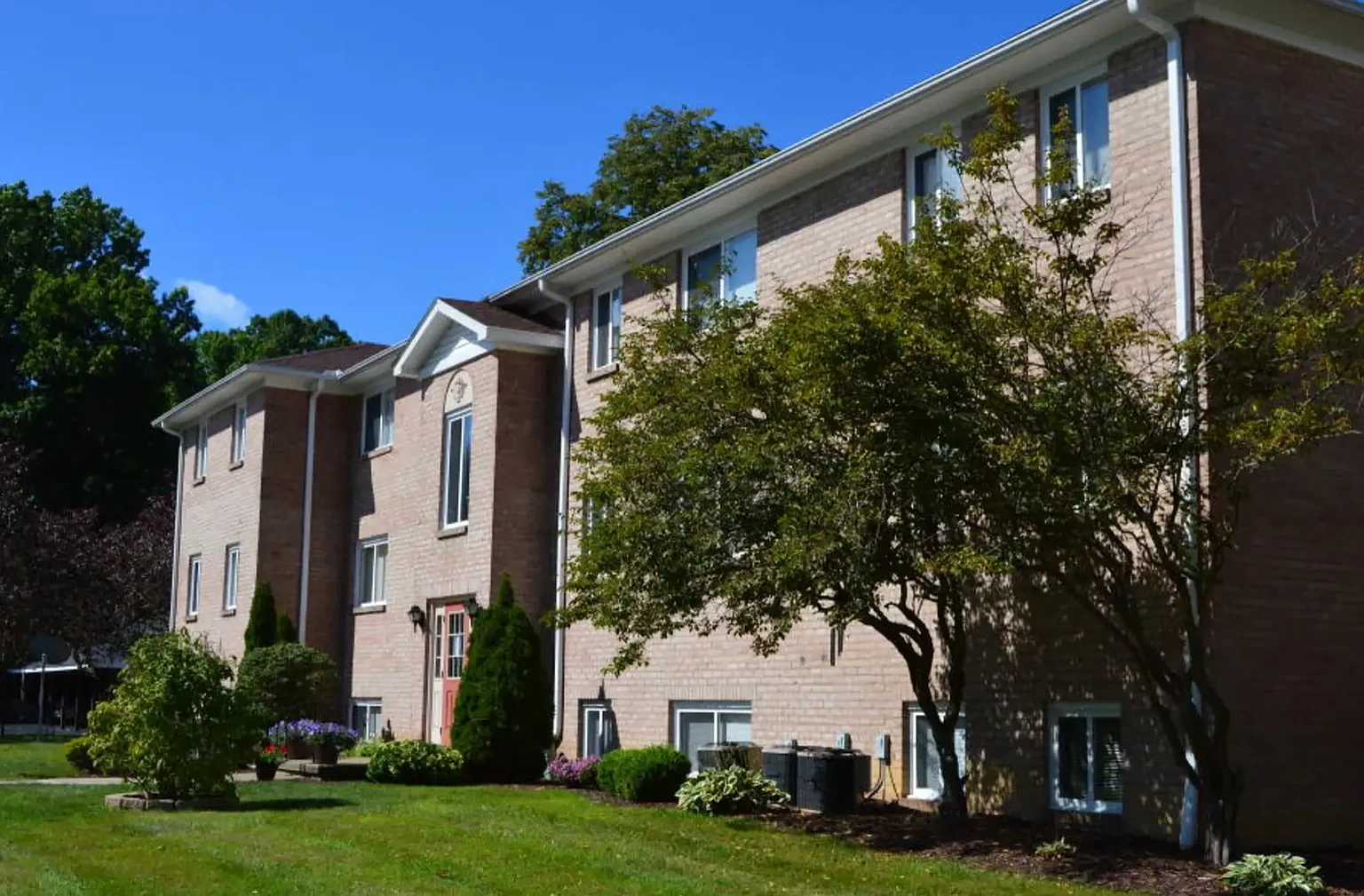 Millcreek Village apartments – photo 3