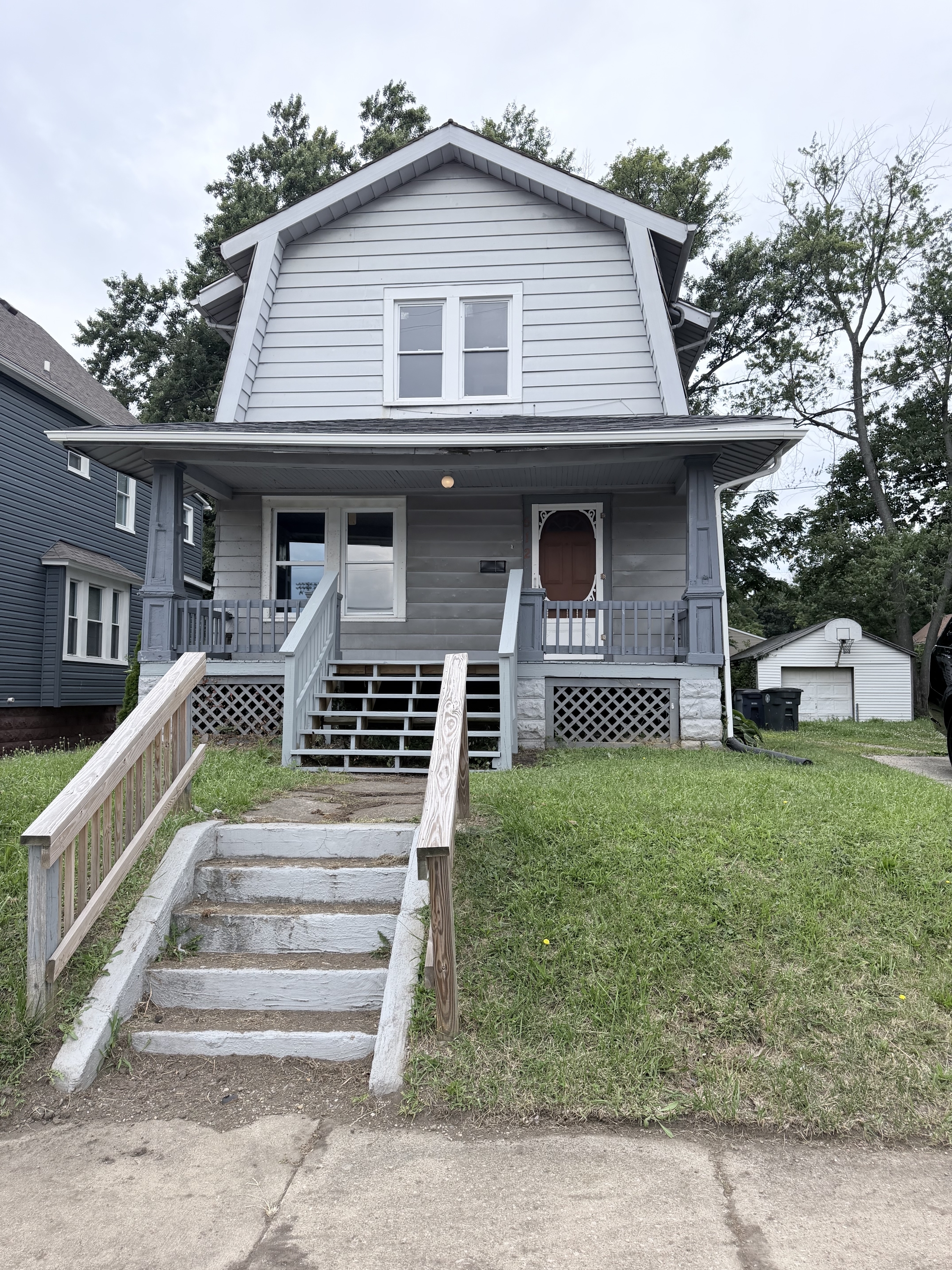512 Inman St – photo 1