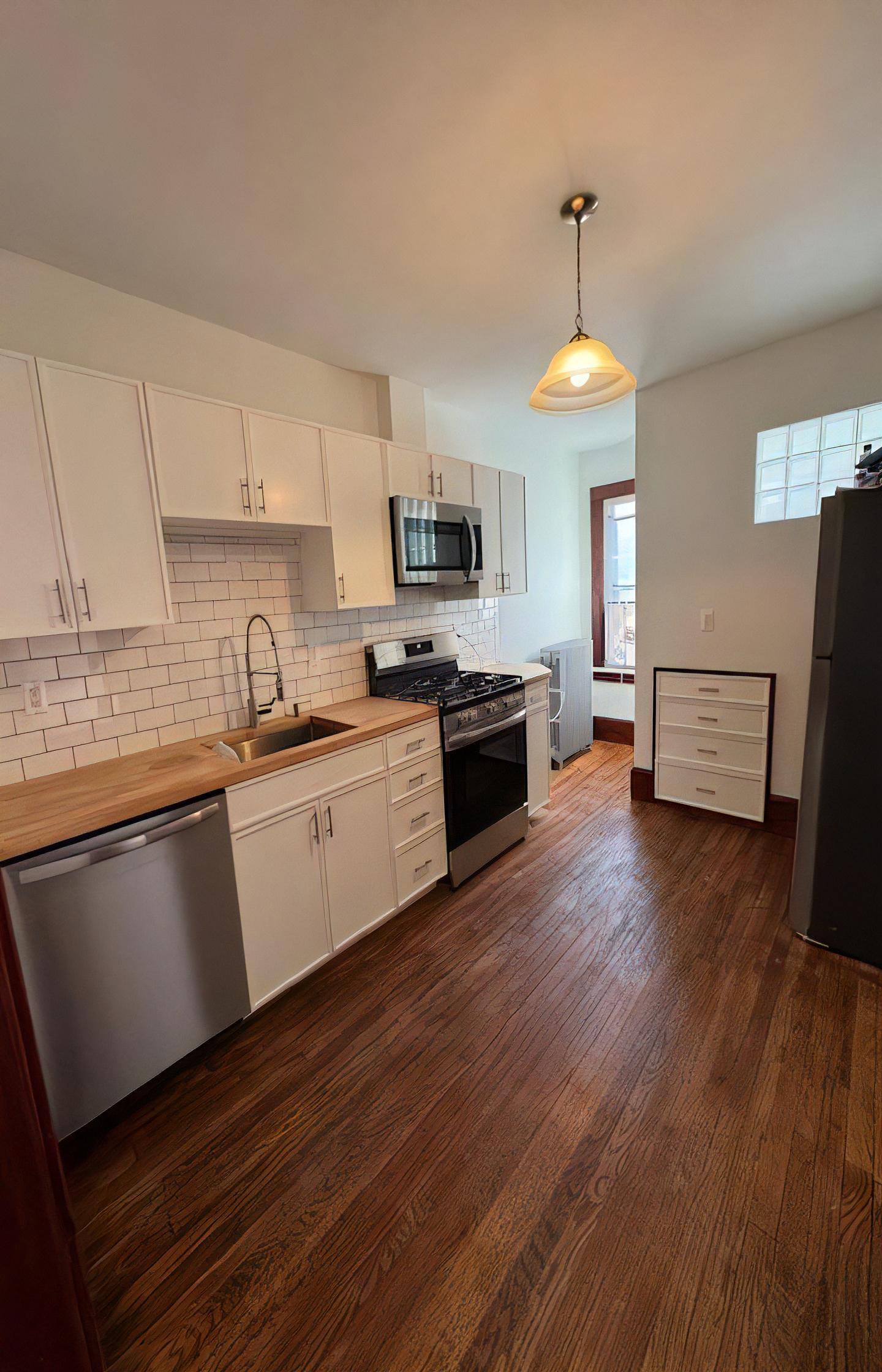 329 Main St unit 3 – photo 1