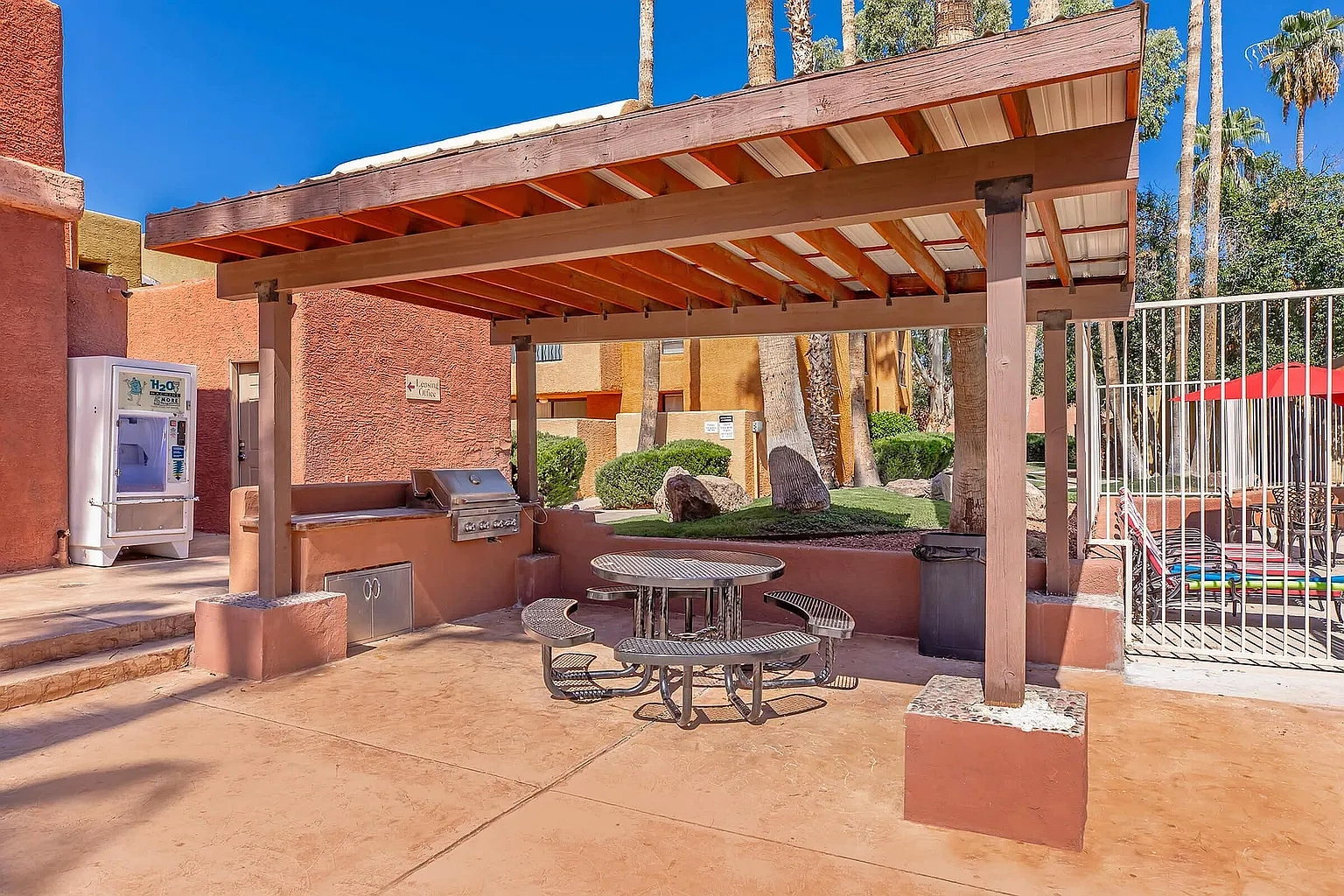 Pebble Creek Apartments – photo 4