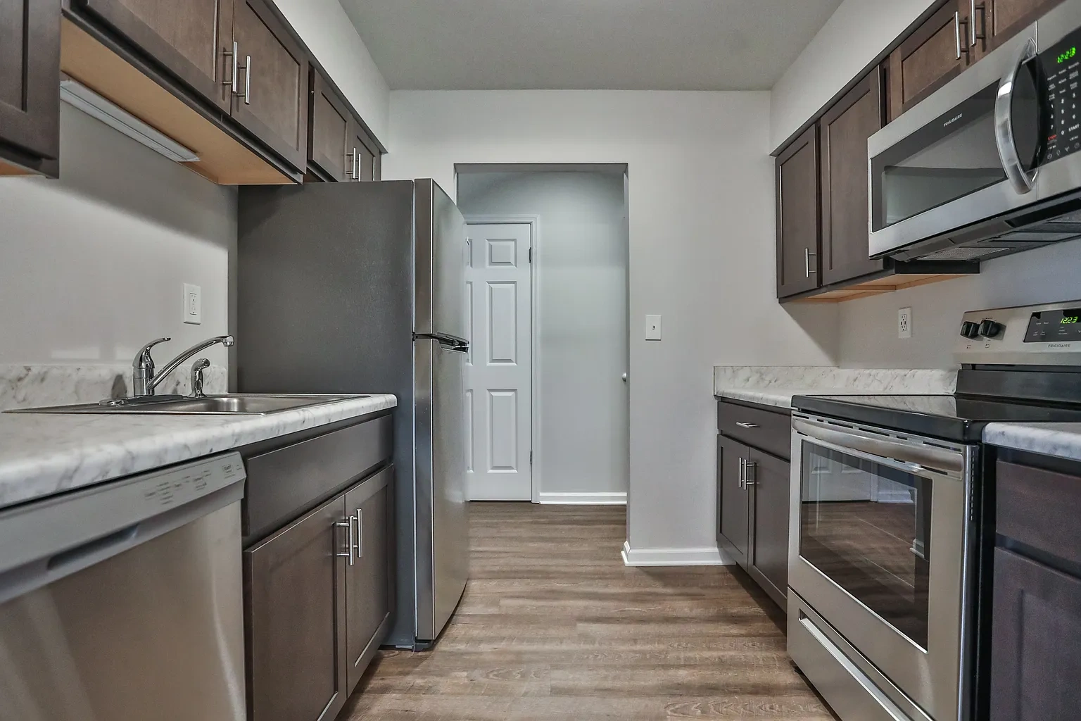 Adams Station Apartments – photo 4