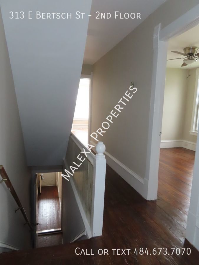 313 E Bertsch St – photo 3