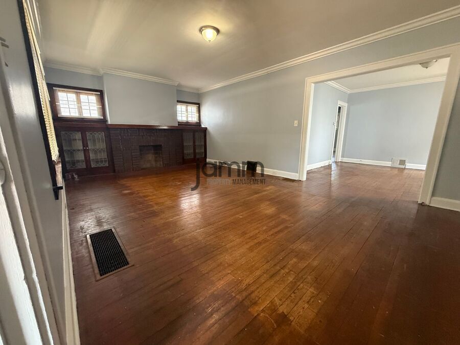 10232 Almira Ave – photo 3
