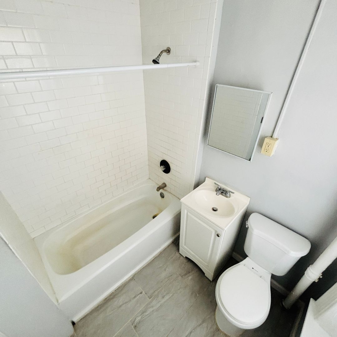 618 W Chew St unit 618-2F – photo 5