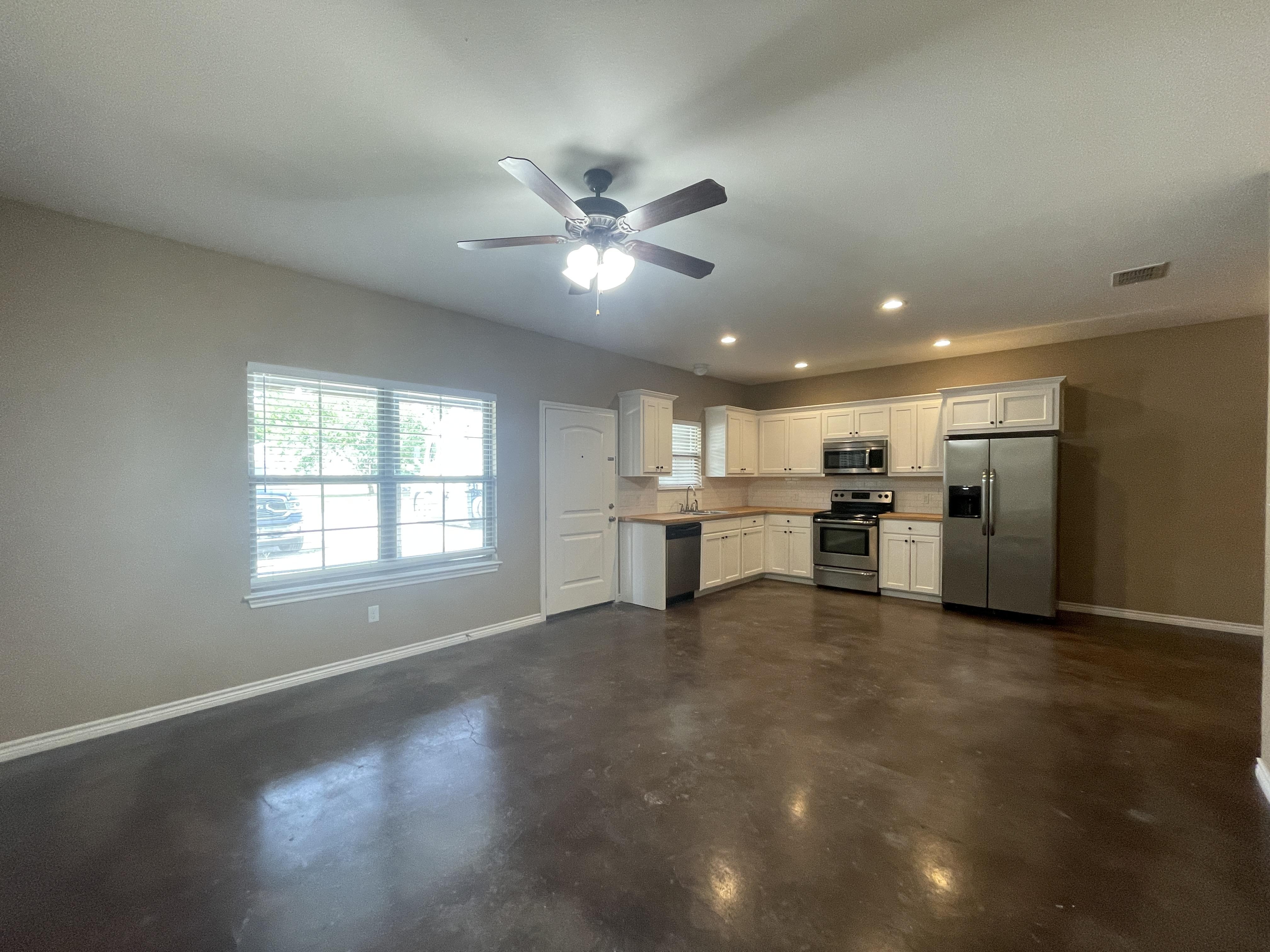 501 FM 315 unit 3 – photo 5