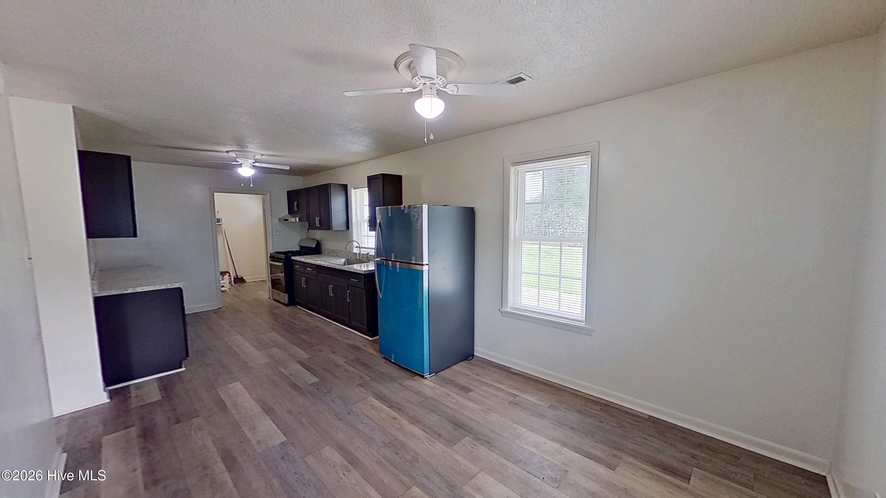 2909 Spaulding Dr – photo 4
