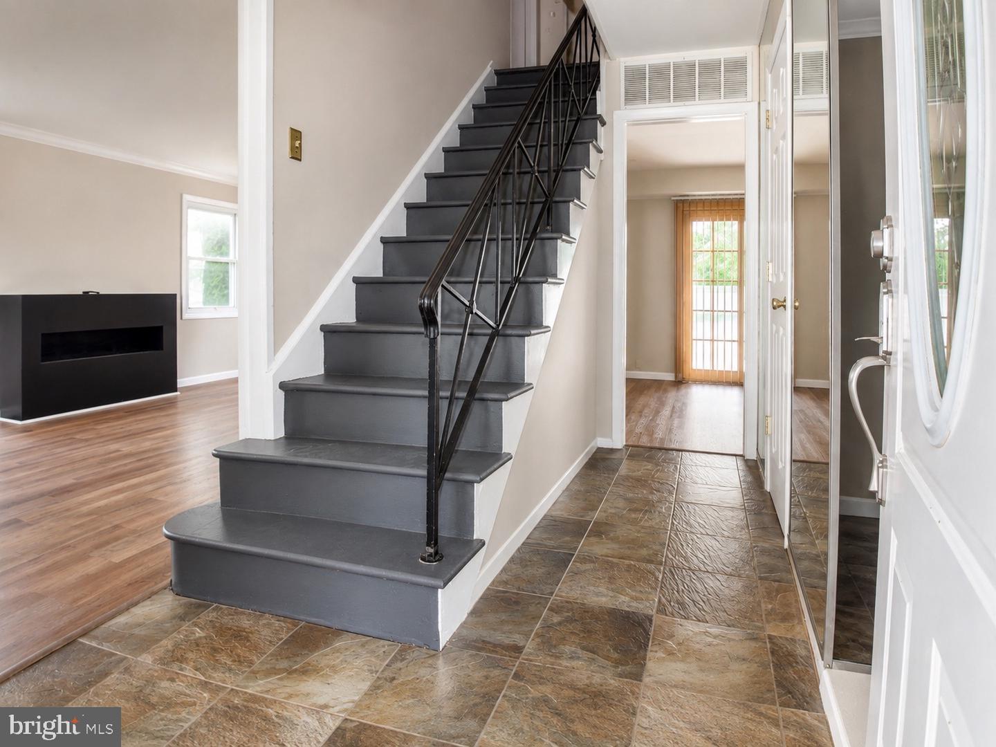 6 Hepburn Ln – photo 4