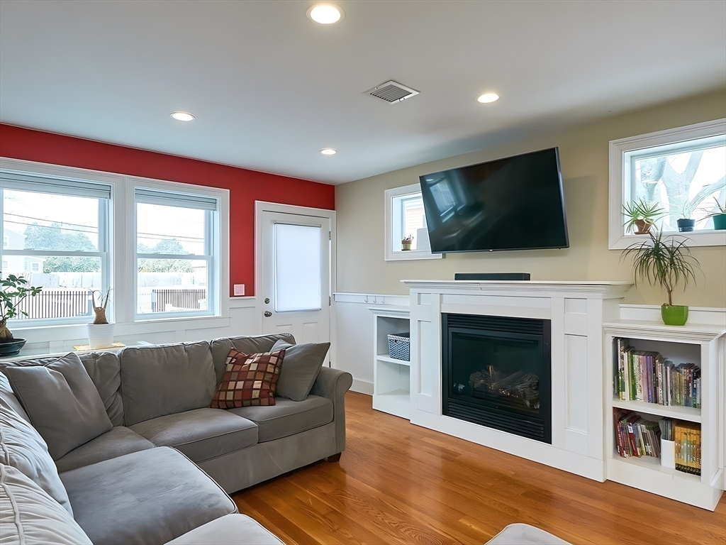 2 Michael St – photo 5