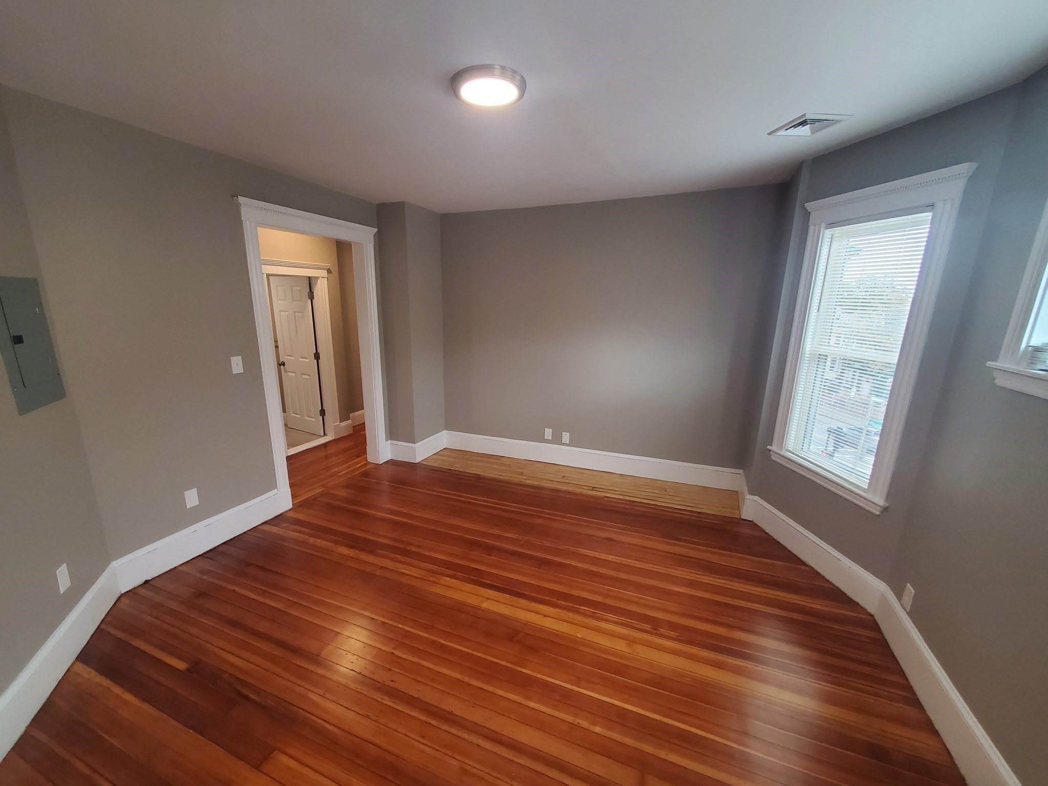 6 Sawyer Ave unit 2 – photo 2