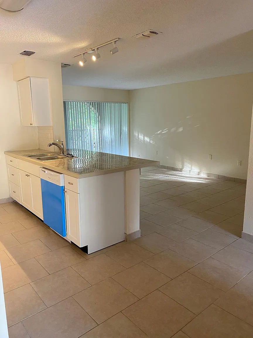 Beltrees Plaza Apartments – photo 5