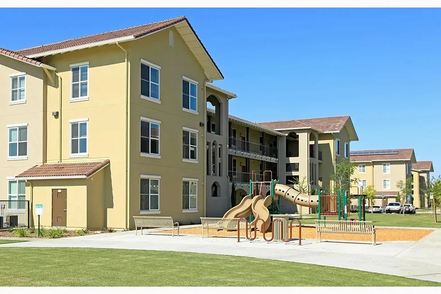 Parc Grove Commons – photo 4
