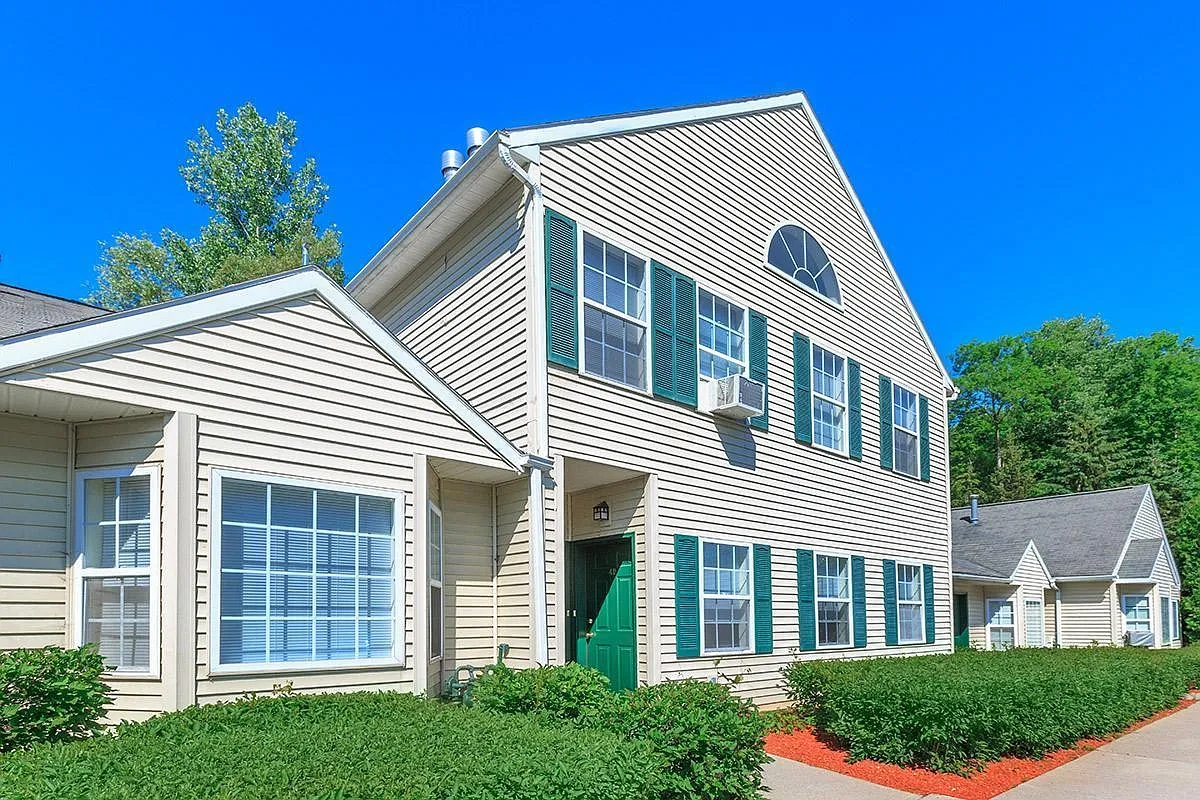 Eastgate Apartments – photo 3