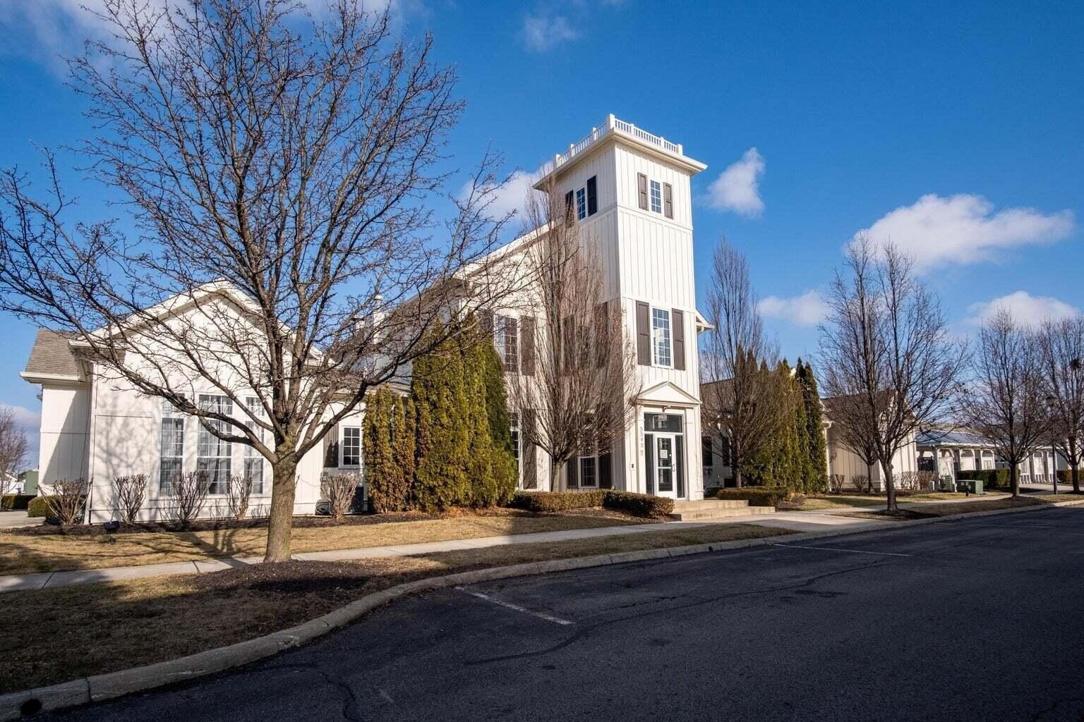 5286 Royal Arch Cascade Dr #26 – photo 4