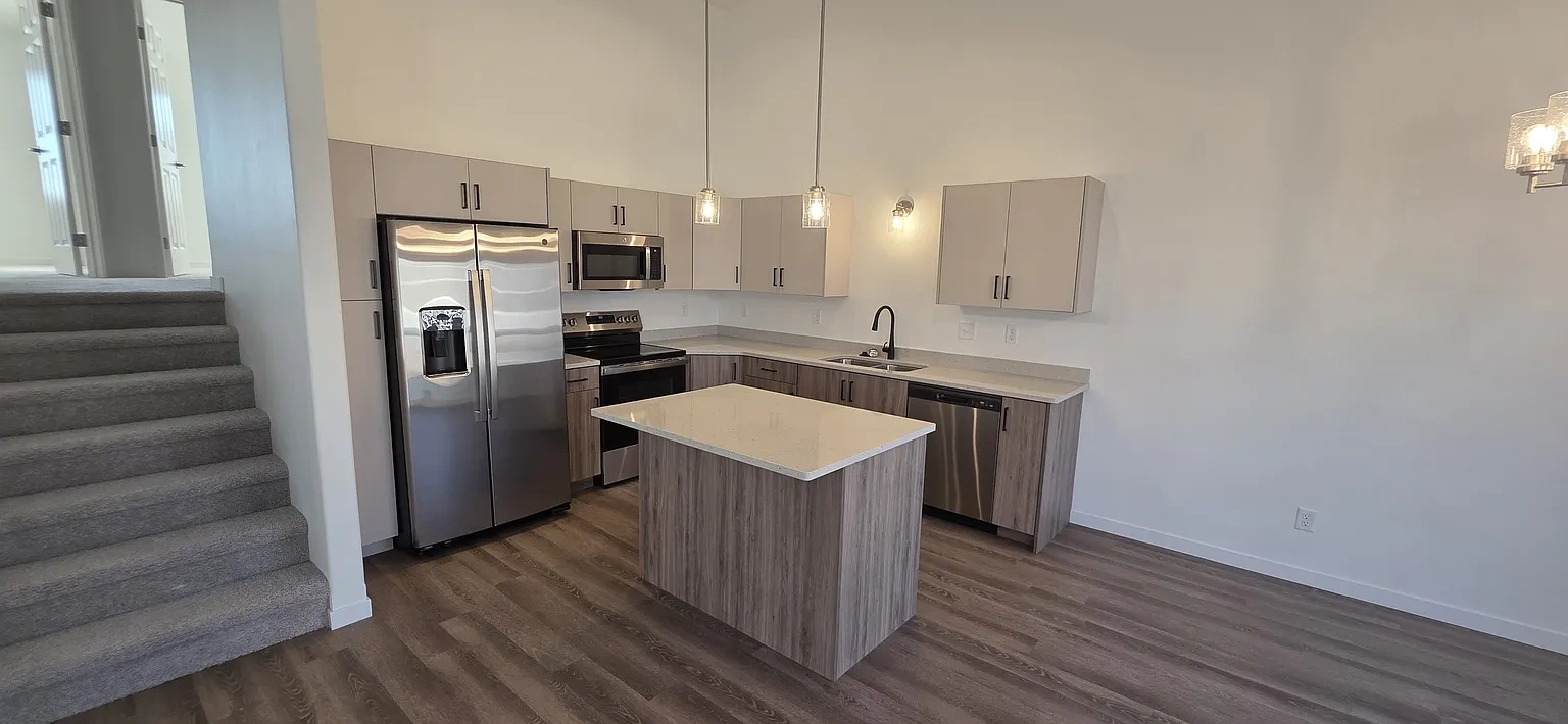 Golden Valley Townhomes – photo 2