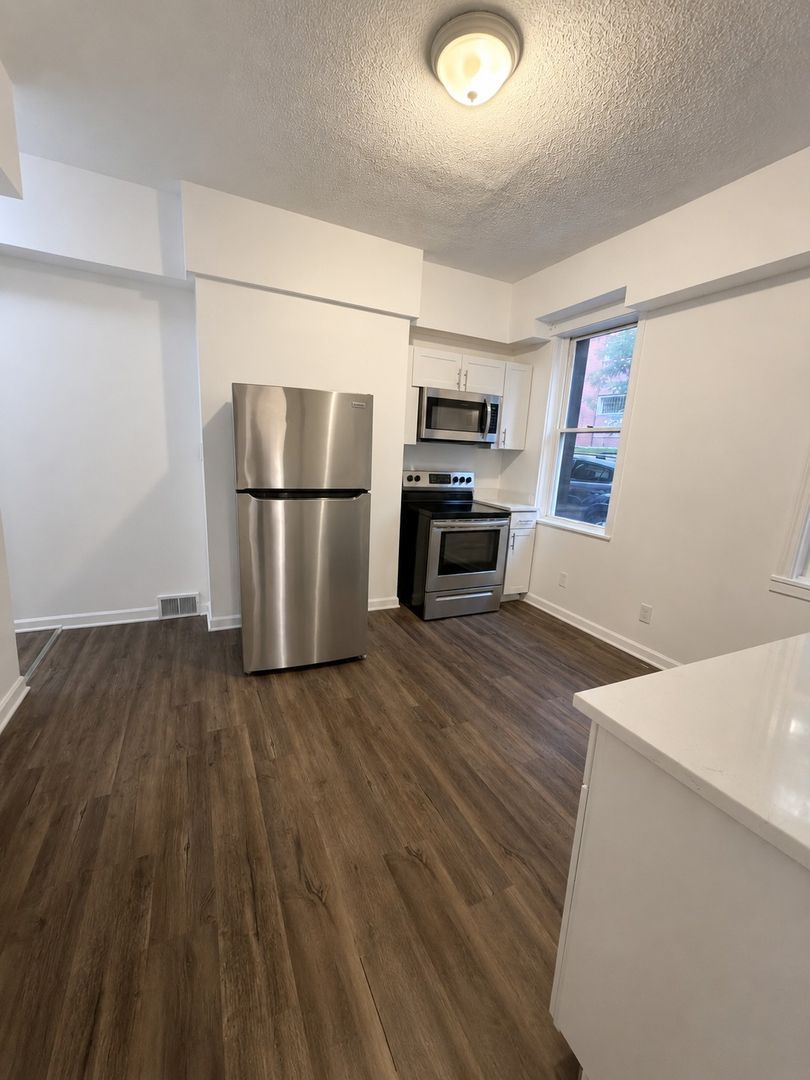 4415 Garwood Way unit 1 – photo 2