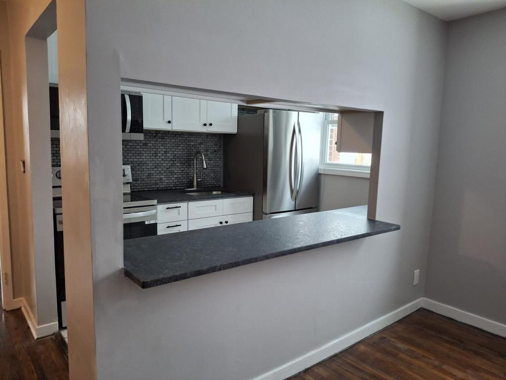 1059 Midland Ave – photo 3