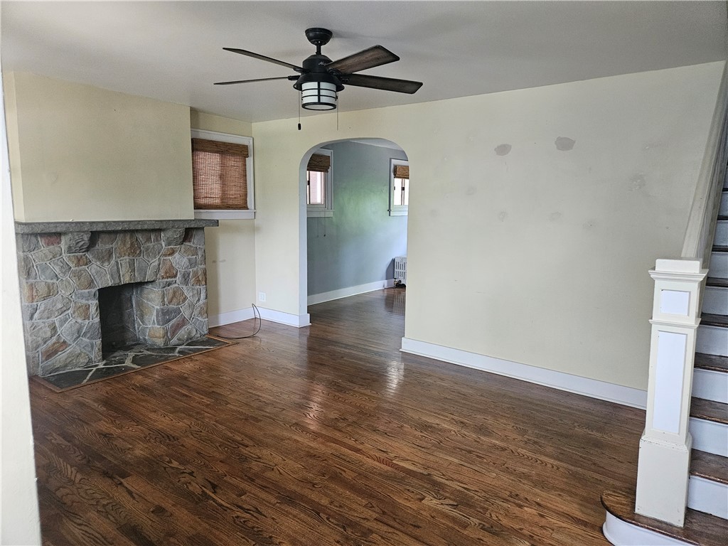 713 Hazelwood Ave – photo 3