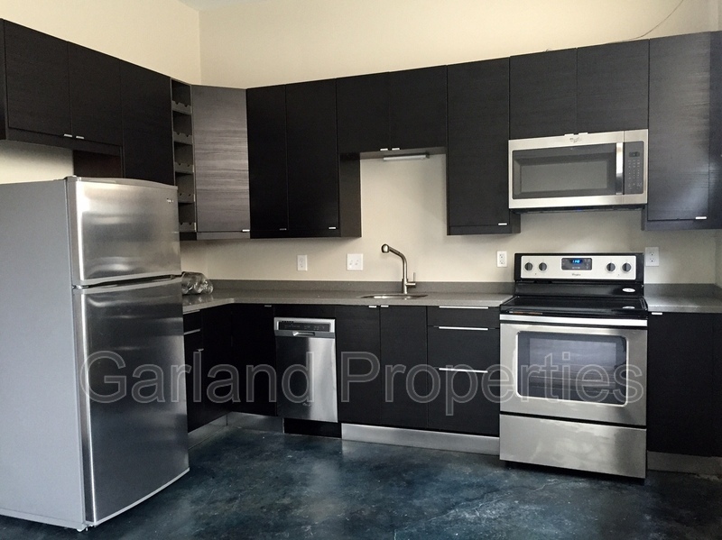631 Campbell Ave SW unit 103 – photo 1