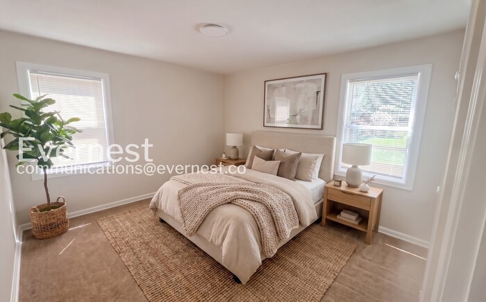 1254 Elmwood Rd – photo 3