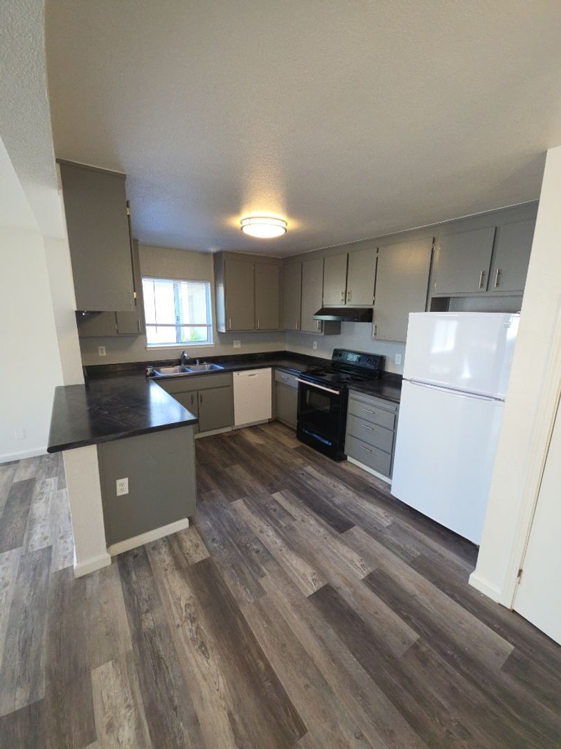 6687 Blue Heron Dr unit 6687 Blue Heron Dr Unit A – photo 2