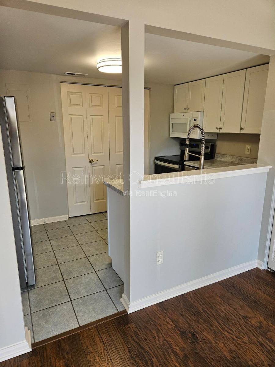 51 Winchester Pl unit C – photo 3