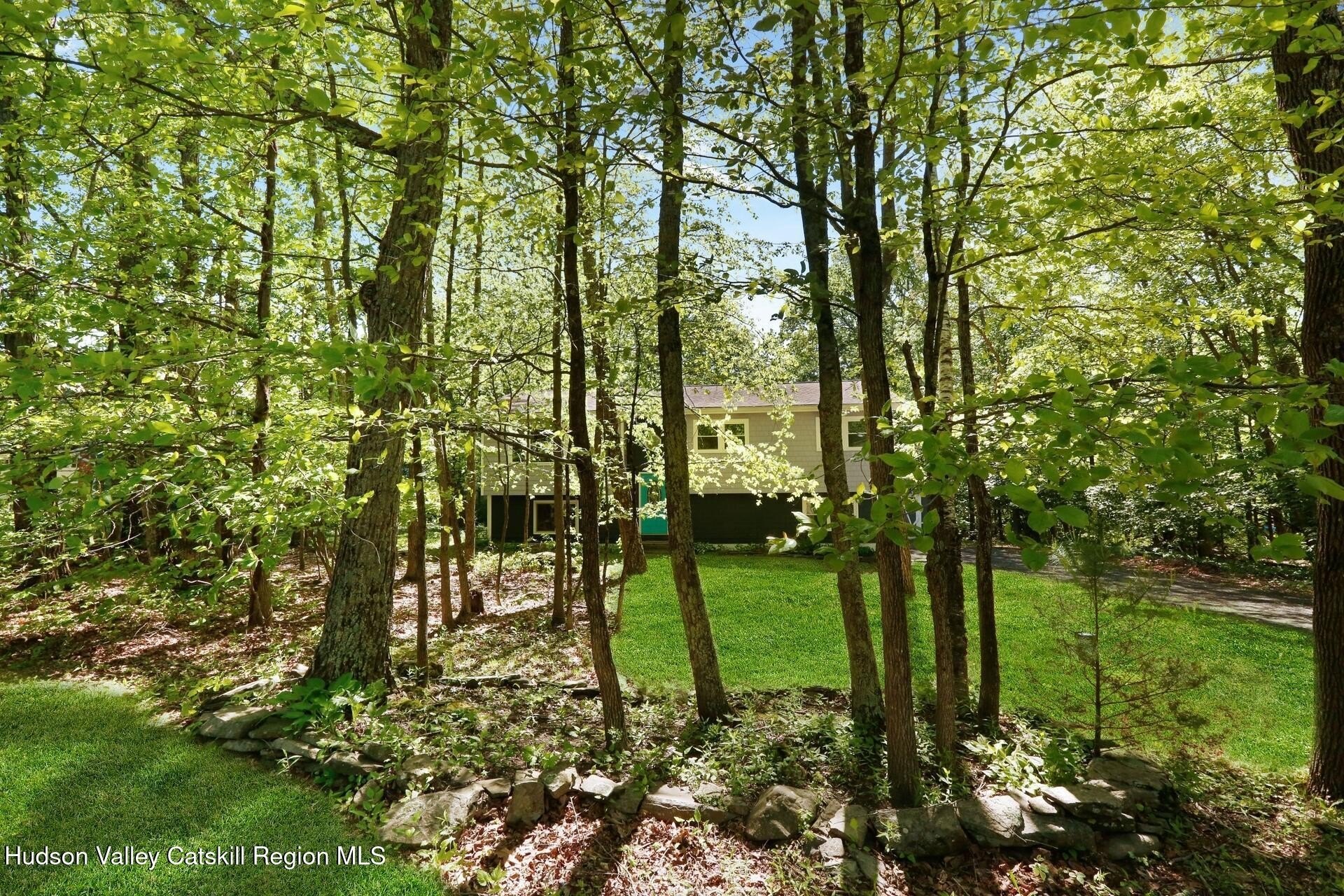 20 Mary Lou Ln – photo 5