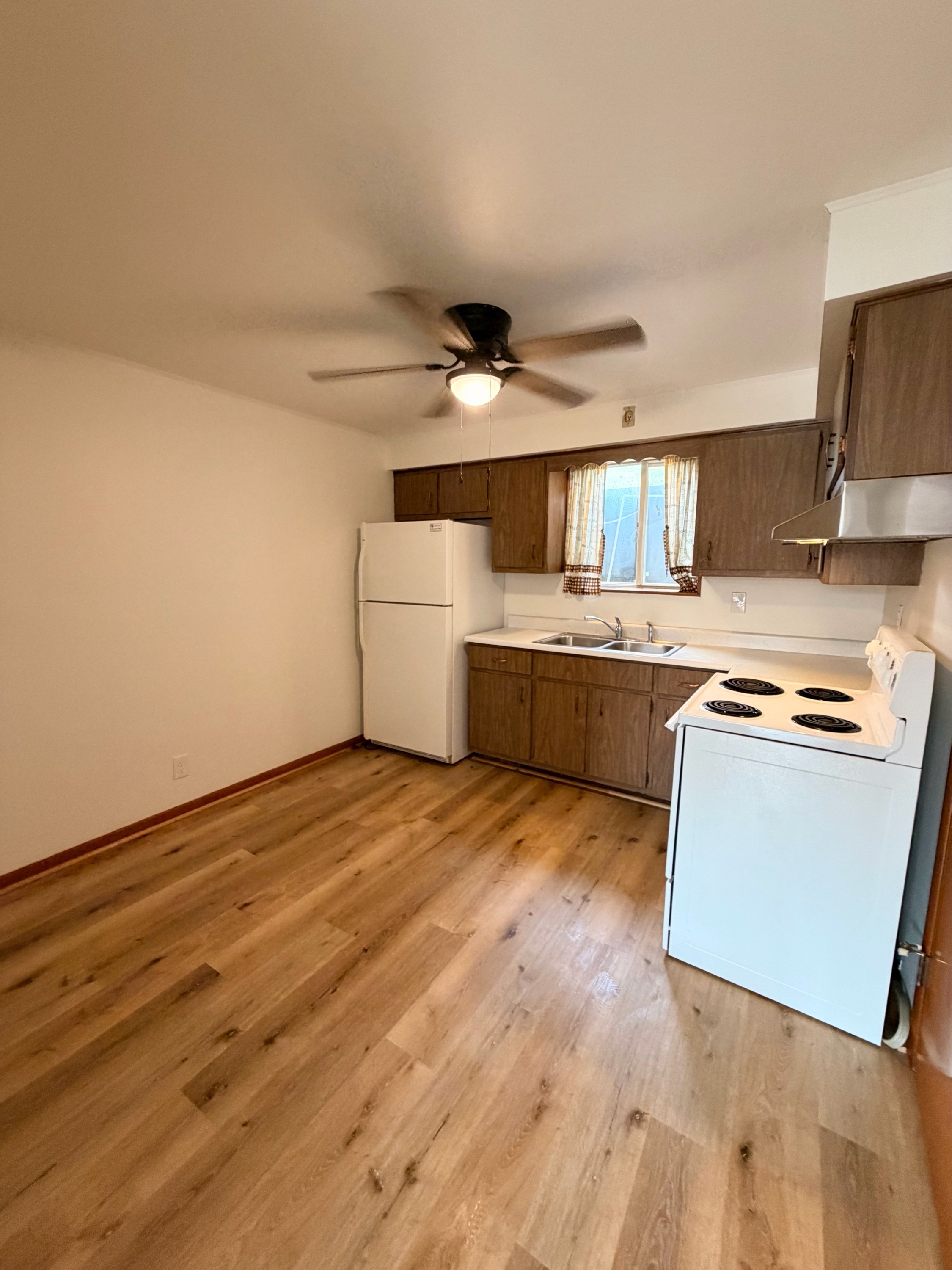1700 8th St unit 1704 – photo 4