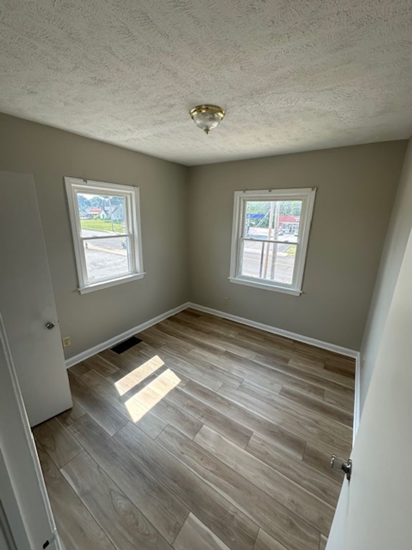 1171 W Main St unit 1 – photo 3