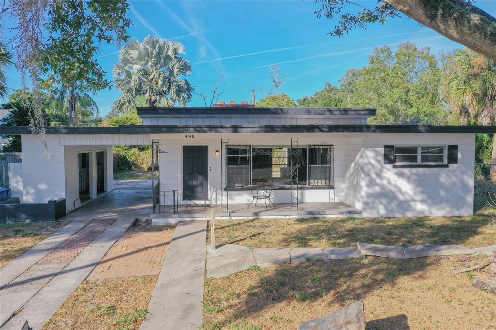495 Ave F SE – photo 1