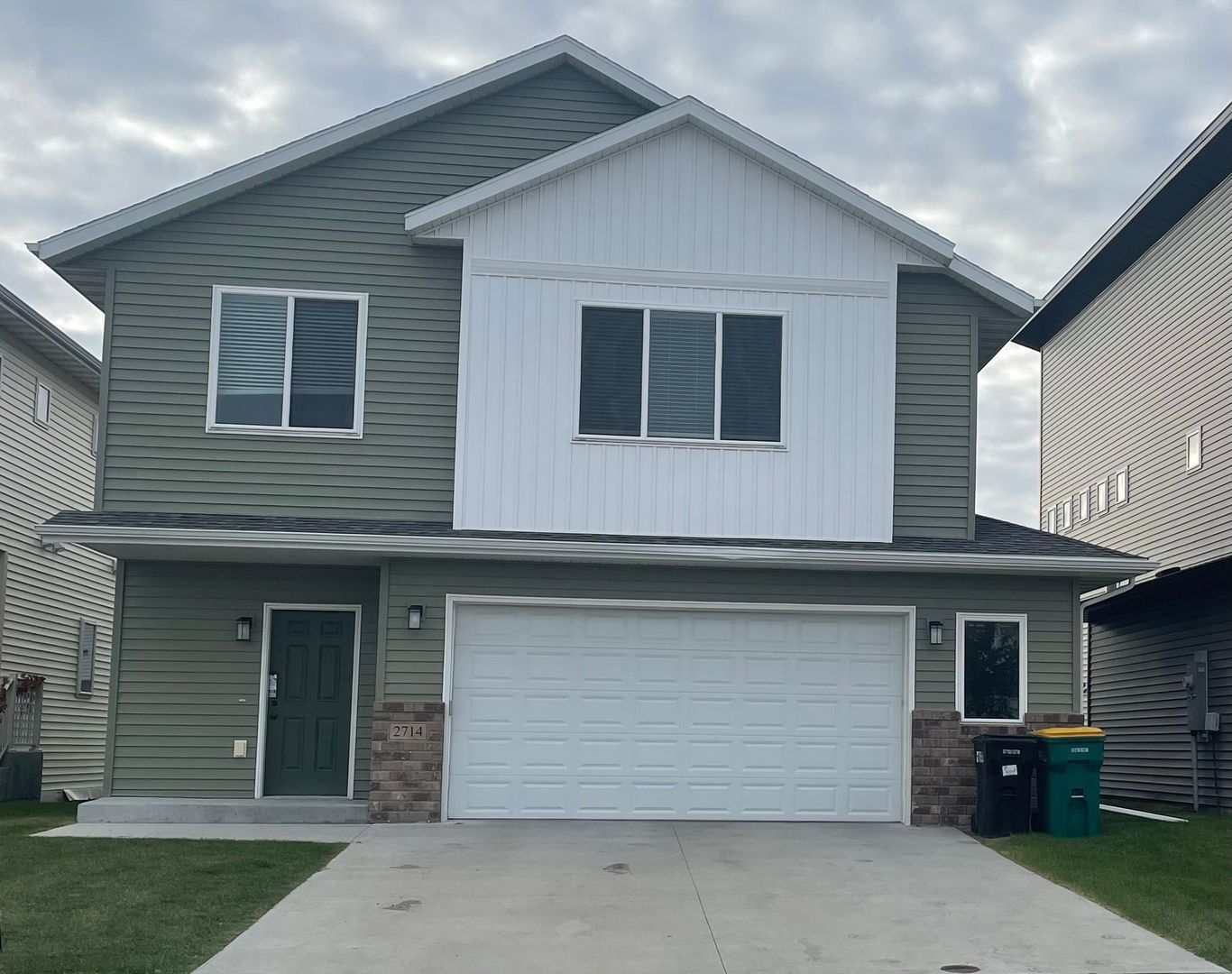 2714 10th St W – photo 1
