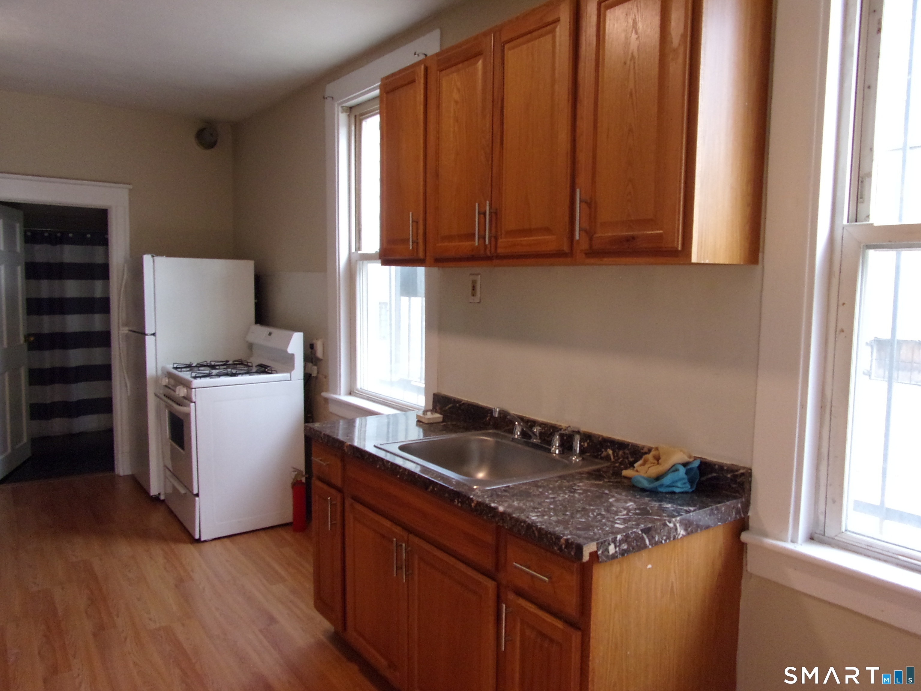 158 High St unit 1st flr south – photo 3